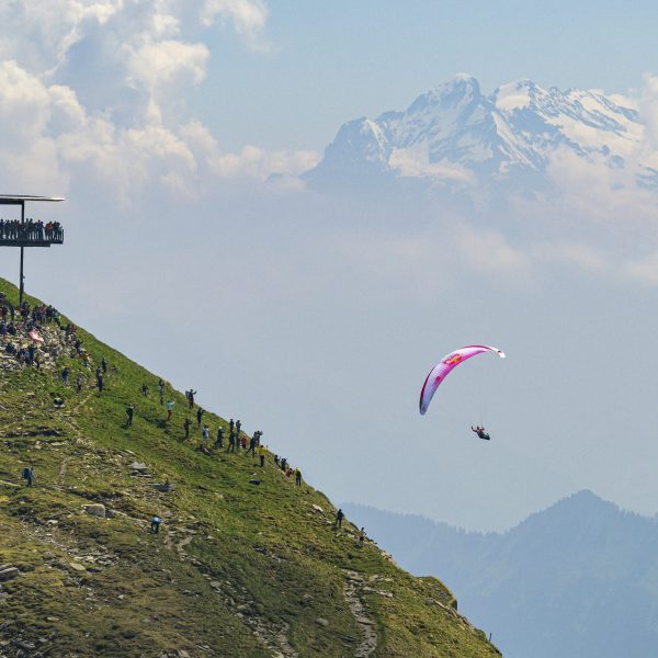 Fast and light magazine Red Bull X alps